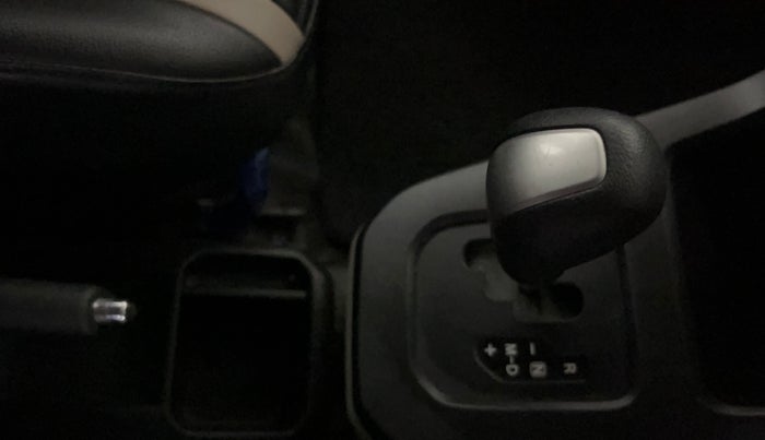 2022 Maruti New Wagon-R VXI 1.0 AMT, Petrol, Automatic, 56,154 km, Gear Lever