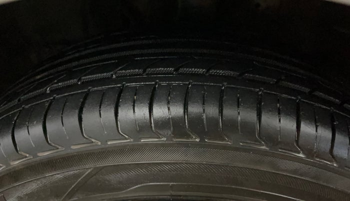2022 Maruti New Wagon-R VXI 1.0 AMT, Petrol, Automatic, 56,154 km, Left Front Tyre Tread