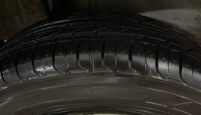 2022 Maruti New Wagon-R VXI 1.0 AMT, Petrol, Automatic, 56,154 km, Right Rear Tyre Tread