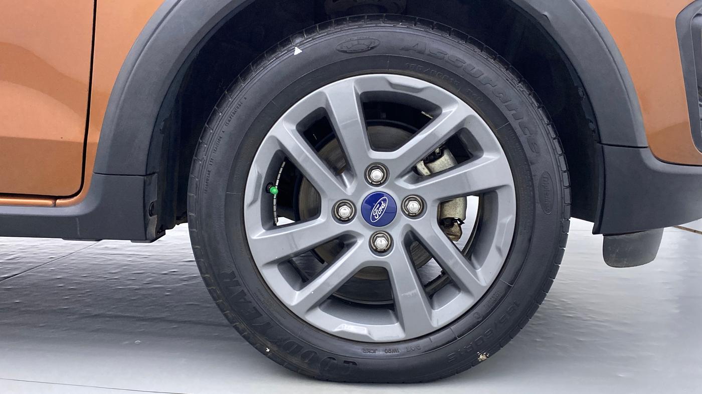 2018 Ford FREESTYLE TITANIUM 1.5 TDCI, Diesel, Manual, 29,144 km, Right Front Wheel