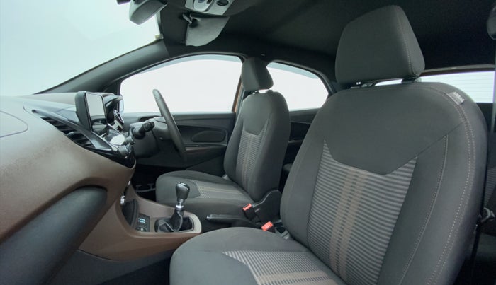 2018 Ford FREESTYLE TITANIUM 1.5 TDCI, Diesel, Manual, 29,144 km, Right Side Front Door Cabin