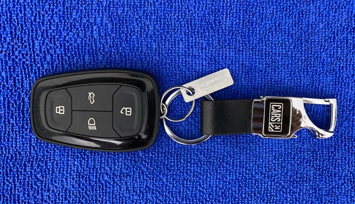 2020 Tata NEXON XZ+ 1.2, Petrol, Manual, 5,780 km, Key Close Up