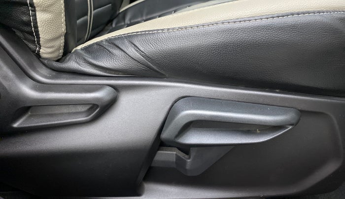 2020 Tata NEXON XZ+ 1.2, Petrol, Manual, 5,780 km, Driver Side Adjustment Panel