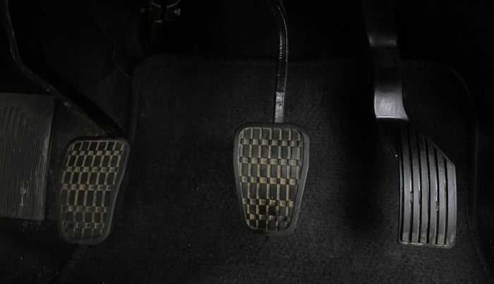 2020 Tata NEXON XZ+ 1.2, Petrol, Manual, 5,780 km, Pedals