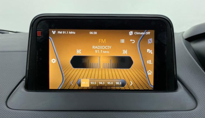 2020 Tata NEXON XZ+ 1.2, Petrol, Manual, 5,780 km, Infotainment System