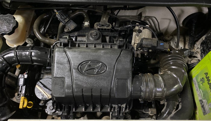 2017 Hyundai Eon ERA +, Petrol, Manual, 28,643 km, Engine View