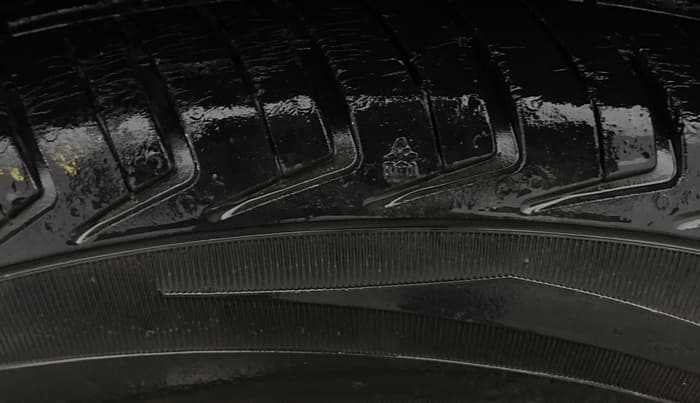2019 Renault Kwid RXL, Petrol, Manual, 66,055 km, Left Front Tyre Tread