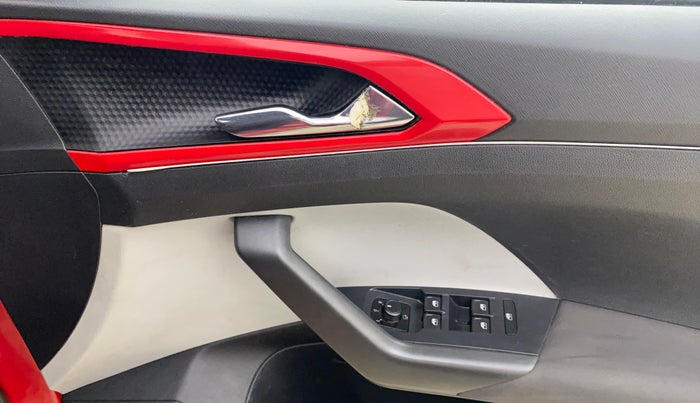 2021 Skoda KUSHAQ AMBITION 1.0L TSI AT, Petrol, Automatic, 38,479 km, Driver Side Door Panels Control