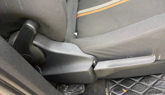 2021 Skoda KUSHAQ AMBITION 1.0L TSI AT, Petrol, Automatic, 38,479 km, Driver Side Adjustment Panel