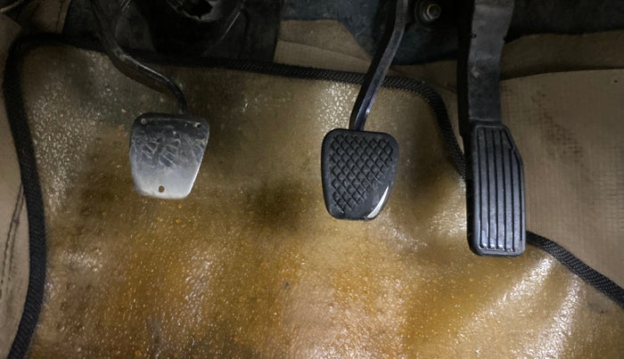 2015 Honda City 1.5L I-DTEC SV, Diesel, Manual, 1,43,980 km, Pedals