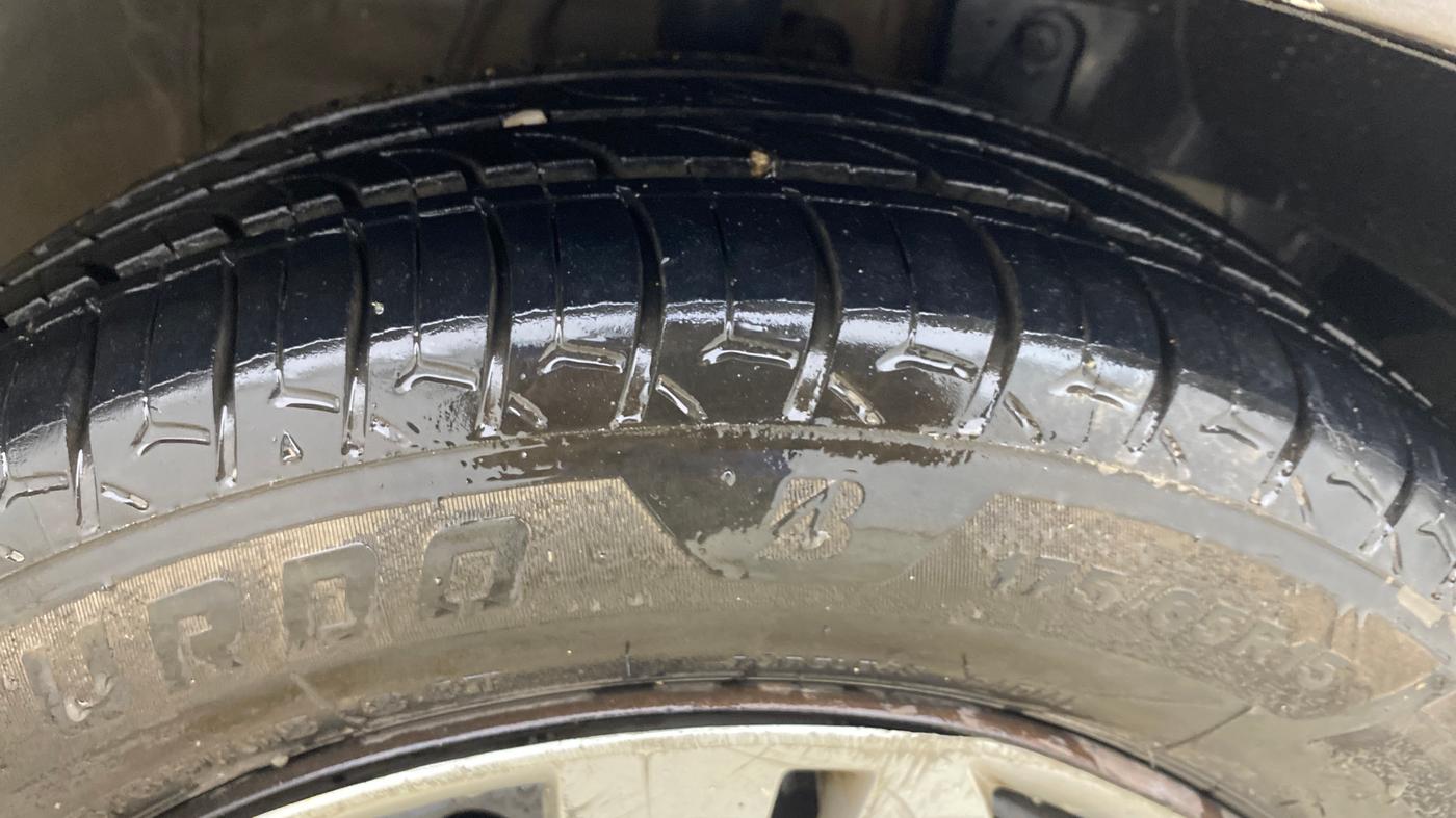 2015 Honda City 1.5L I-DTEC SV, Diesel, Manual, 1,44,016 km, Right Front Tyre Tread
