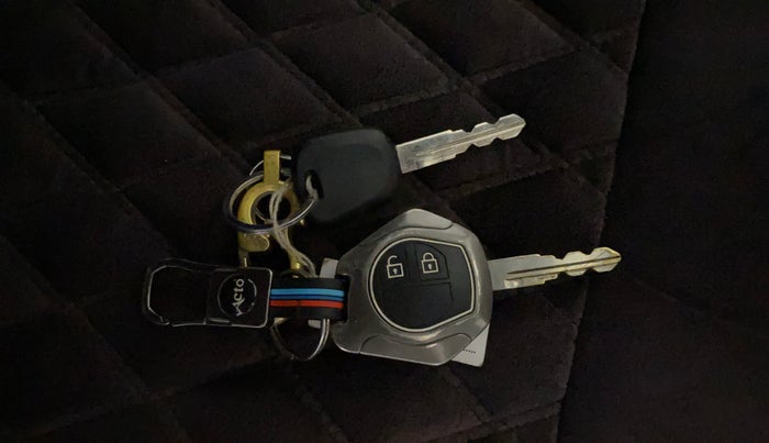 2017 Maruti Vitara Brezza ZDI, Diesel, Manual, 80,118 km, Key Close Up