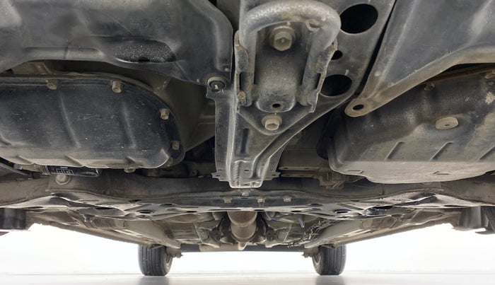 2017 Toyota Corolla Altis VL AT, CNG, Automatic, 96,186 km, Front Underbody