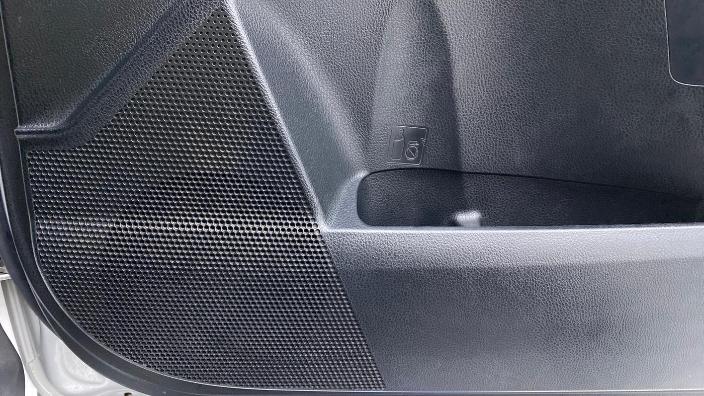 2017 Toyota Corolla Altis VL AT, CNG, Automatic, 96,186 km, Speaker
