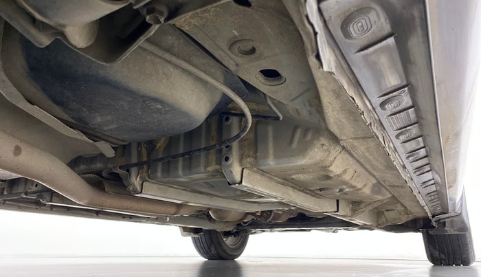 2017 Toyota Corolla Altis VL AT, CNG, Automatic, 96,186 km, Right Side Underbody