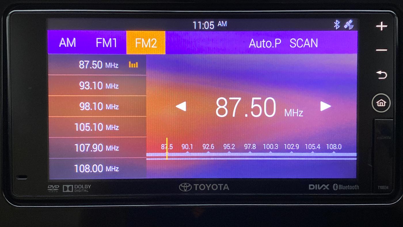 2017 Toyota Corolla Altis VL AT, CNG, Automatic, 96,186 km, Infotainment System