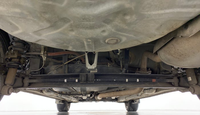 2017 Toyota Corolla Altis VL AT, CNG, Automatic, 96,186 km, Rear Underbody