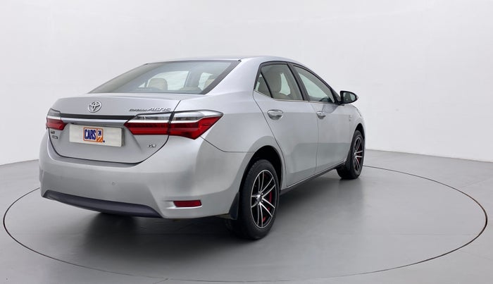 2017 Toyota Corolla Altis VL AT, CNG, Automatic, 96,186 km, Right Back Diagonal