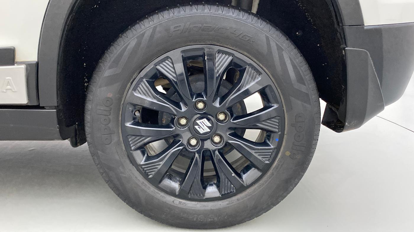 2020 Maruti Vitara Brezza ZXI, Petrol, Manual, 32,136 km, Left Rear Wheel