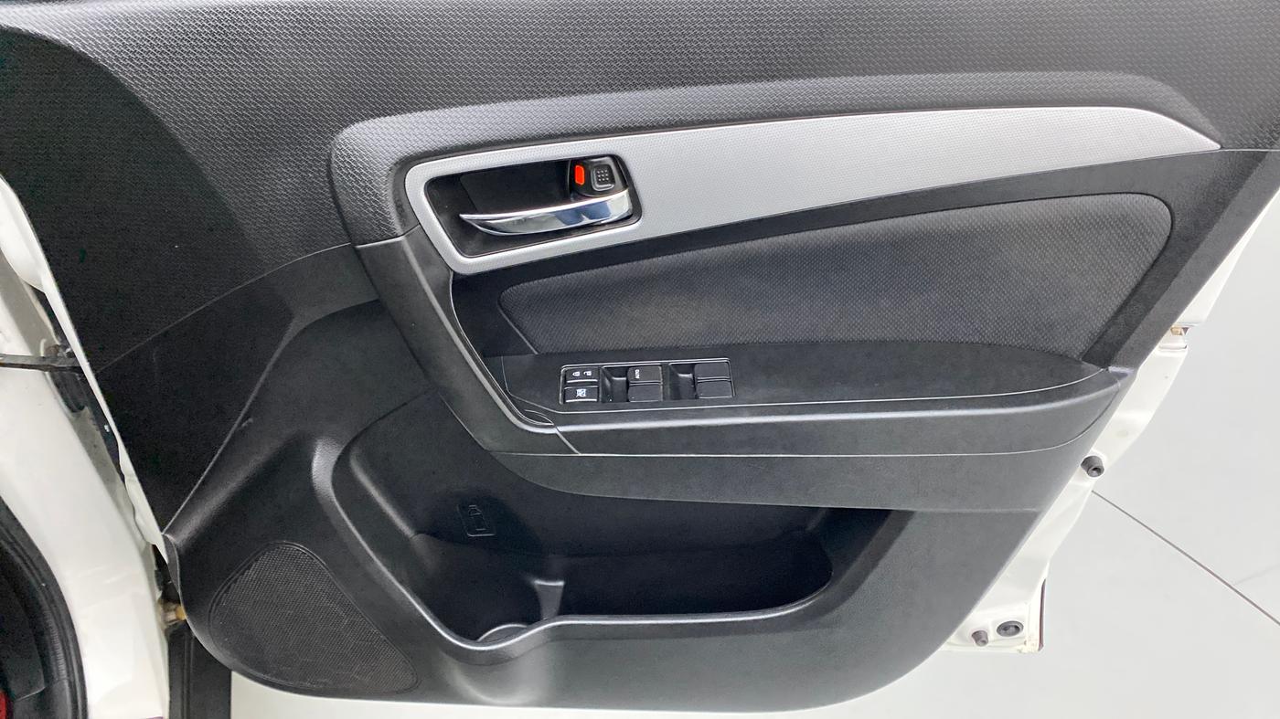 2020 Maruti Vitara Brezza ZXI, Petrol, Manual, 32,136 km, Driver Side Door Panels Control
