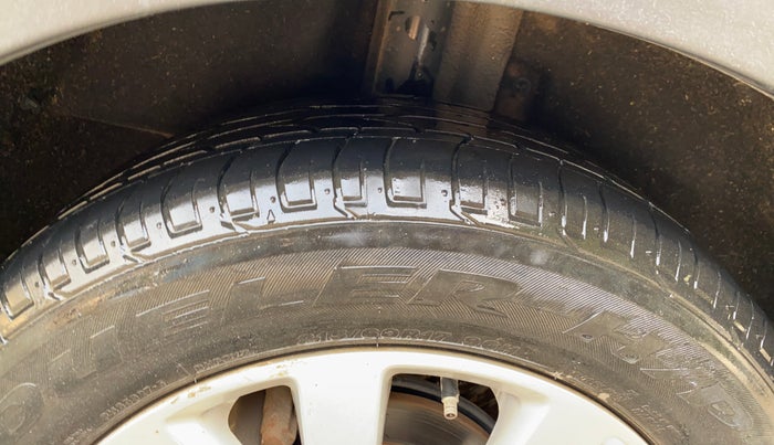 2023 MG ASTOR SUPER 1.5 MT, Petrol, Manual, 81,227 km, Right Rear Tyre Tread