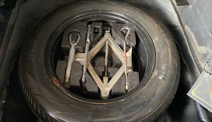 2023 MG ASTOR SUPER 1.5 MT, Petrol, Manual, 81,227 km, Spare Tyre