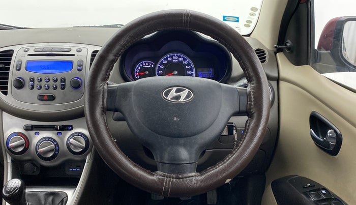 2014 Hyundai i10 SPORTZ 1.1 IRDE2, Petrol, Manual, 83,872 km, Steering Wheel Close Up