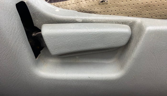 2014 Maruti Alto K10 VXI, Petrol, Manual, 65,833 km, Driver Side Adjustment Panel