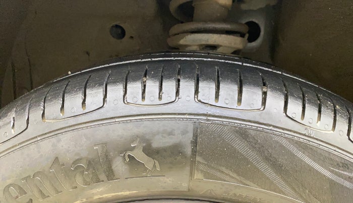 2012 Maruti Wagon R 1.0 VXI, CNG, Manual, 64,965 km, Left Front Tyre Tread