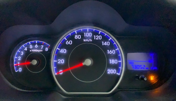2011 Hyundai i10 SPORTZ 1.2, Petrol, Manual, Odometer Image