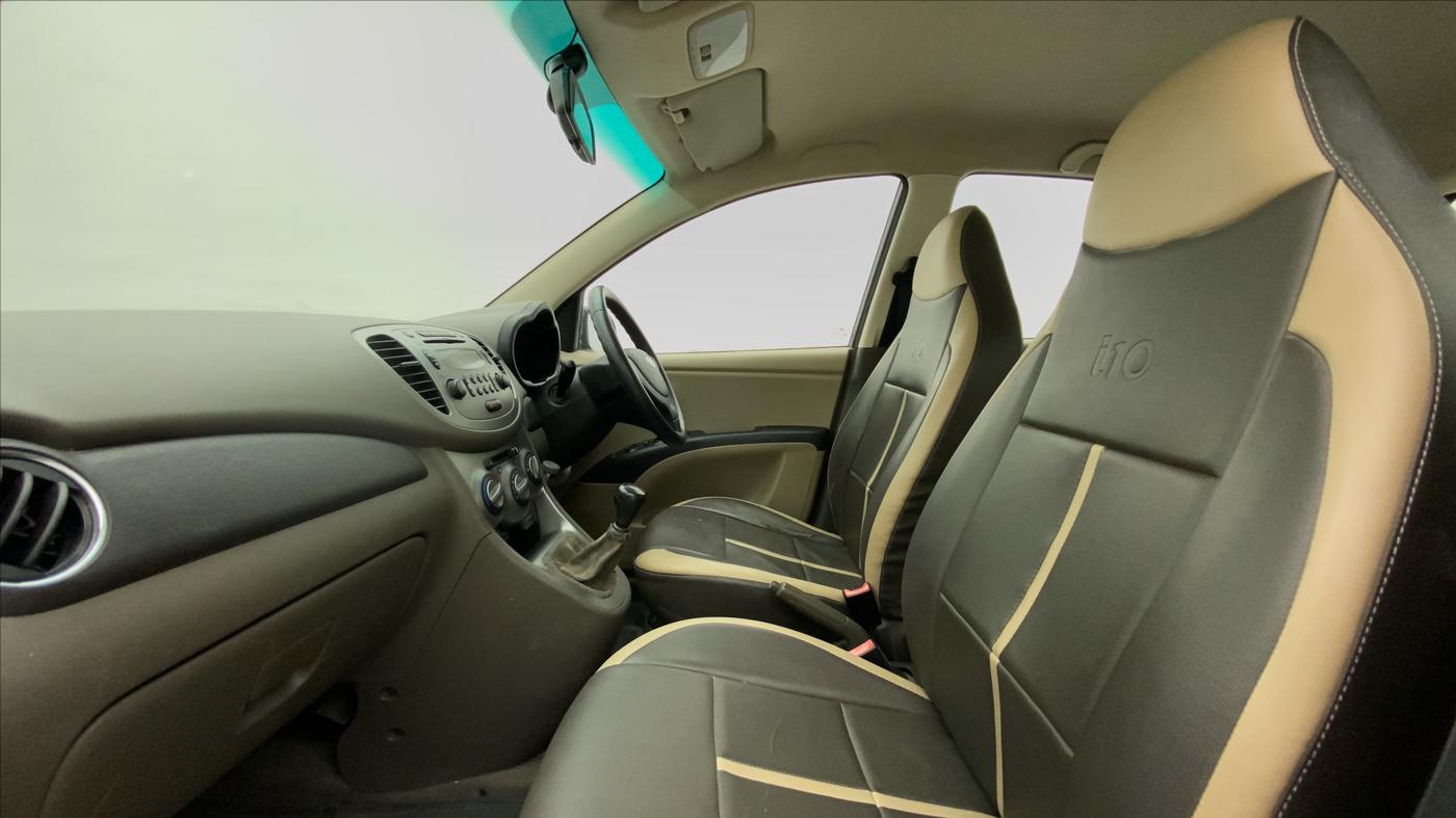 2011 Hyundai i10 SPORTZ 1.2, Petrol, Manual, Right Side Front Door Cabin