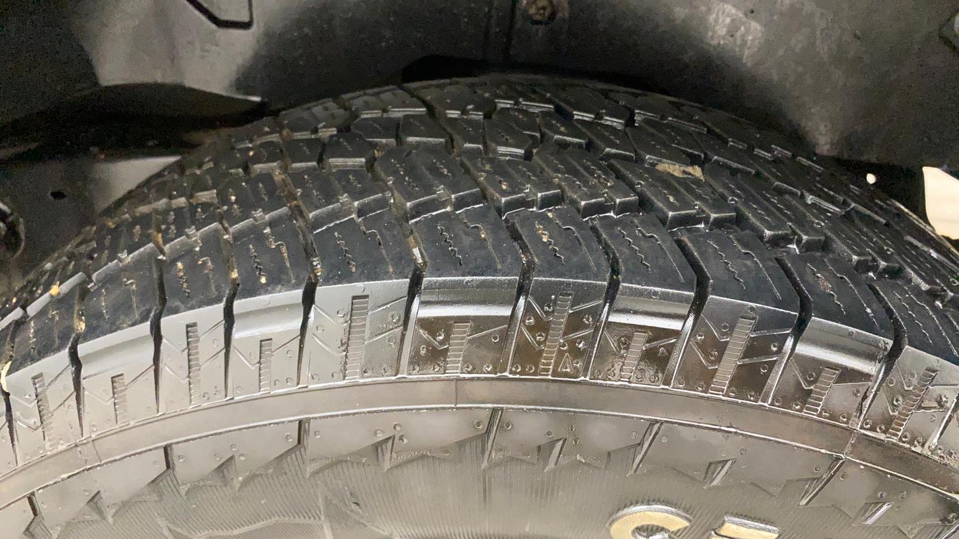 2024 Mahindra Thar LX HT PETROL 4WD MT, Petrol, Manual, 14,249 km, Left Rear Tyre Tread