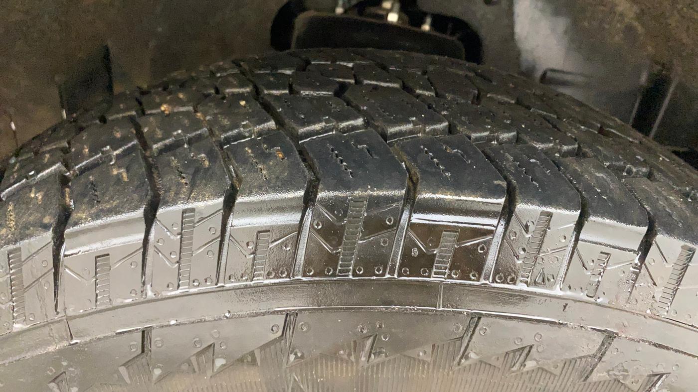 2024 Mahindra Thar LX HT PETROL 4WD MT, Petrol, Manual, 14,249 km, Right Front Tyre Tread