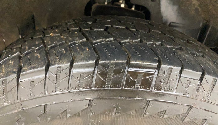 2024 Mahindra Thar LX HT PETROL 4WD MT, Petrol, Manual, 14,249 km, Right Front Tyre Tread