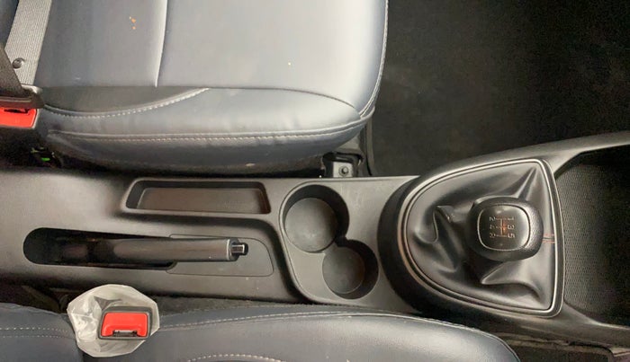 2022 Hyundai GRAND I10 NIOS MAGNA CORPORATE EDITION 1.2 KAPPA VTVT, Petrol, Manual, 23,054 km, Gear Lever