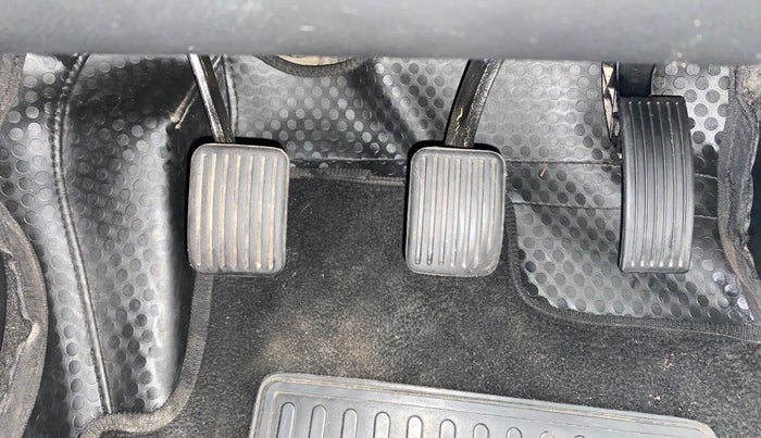 2022 Hyundai GRAND I10 NIOS MAGNA CORPORATE EDITION 1.2 KAPPA VTVT, Petrol, Manual, 23,054 km, Pedals