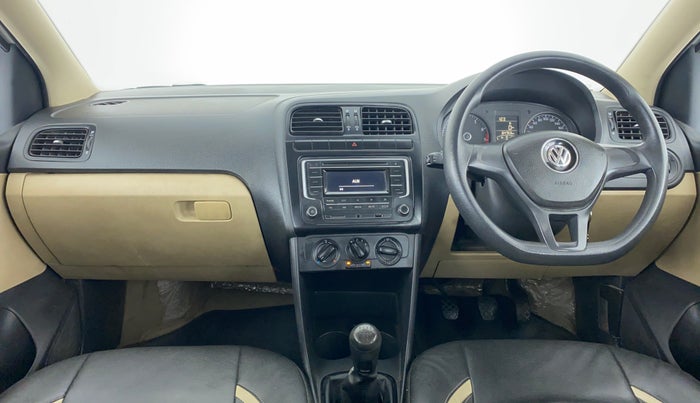 2016 Volkswagen Ameo COMFORTLINE 1.2, Petrol, Manual, 64,851 km, Dashboard