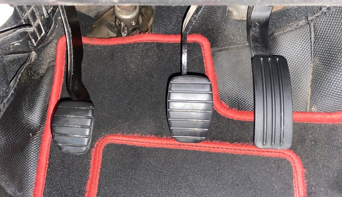 2020 Renault Duster RXZ 1.3 TURBO PETROL MT, Petrol, Manual, 47,967 km, Pedals