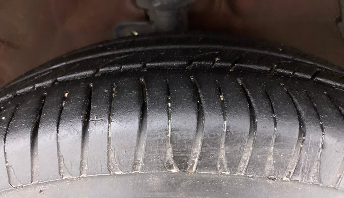 2018 Maruti Celerio ZXI AMT (O), Petrol, Automatic, 67,553 km, Right Front Tyre Tread