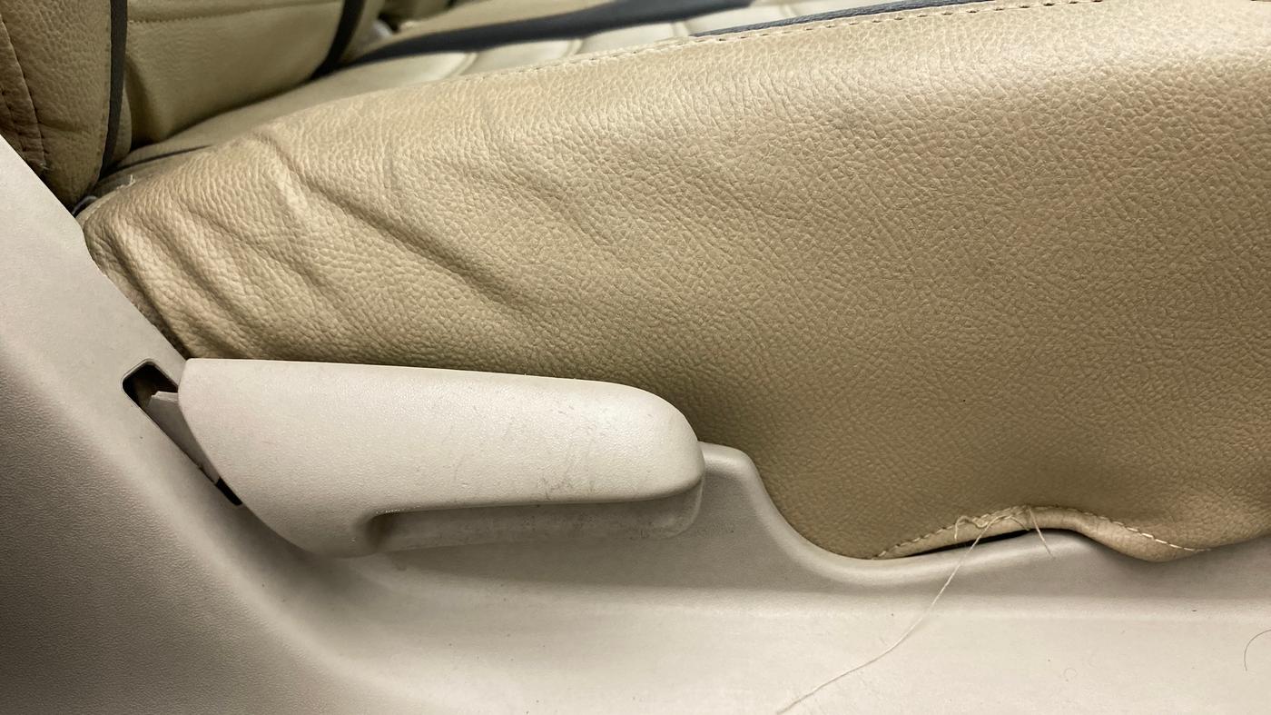 2018 Maruti Celerio ZXI AMT (O), Petrol, Automatic, 67,553 km, Driver Side Adjustment Panel