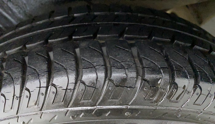2016 Maruti Wagon R 1.0 VXI AMT, Petrol, Automatic, 59,424 km, Left Front Tyre Tread