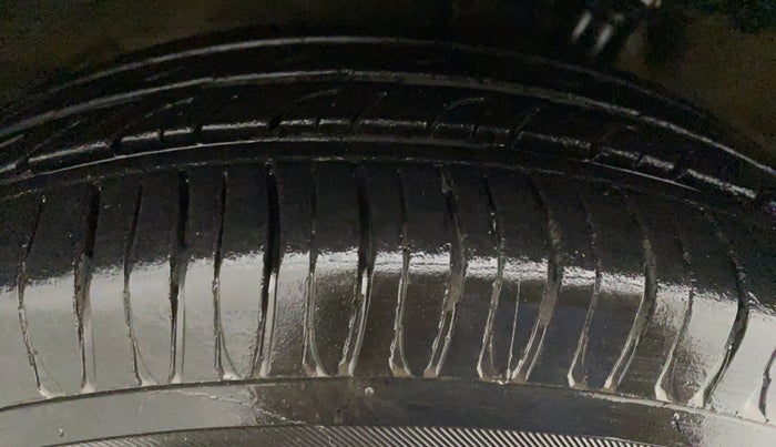 2017 Maruti Celerio VXI CNG, CNG, Manual, 48,726 km, Right Rear Tyre Tread