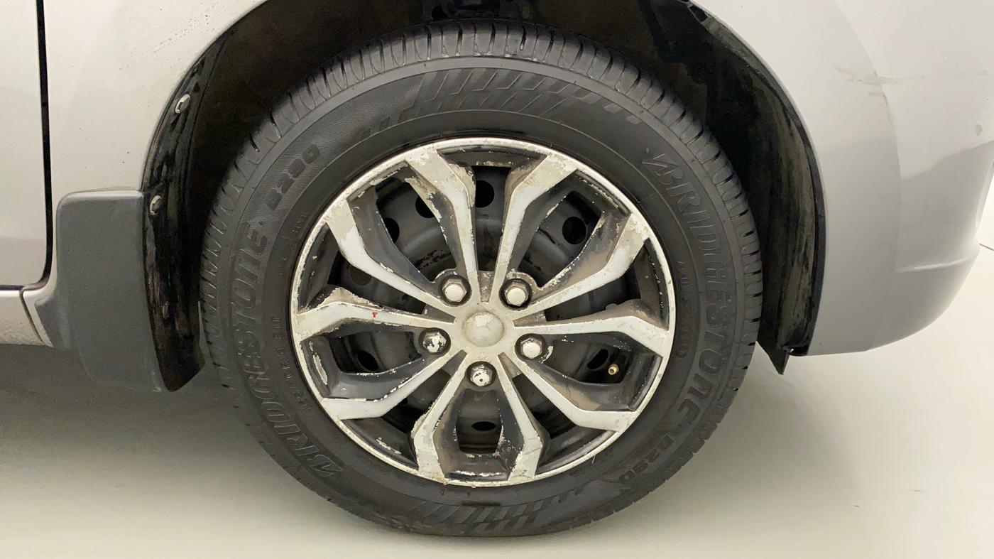 2017 Maruti Celerio VXI CNG, CNG, Manual, 48,726 km, Right Front Wheel