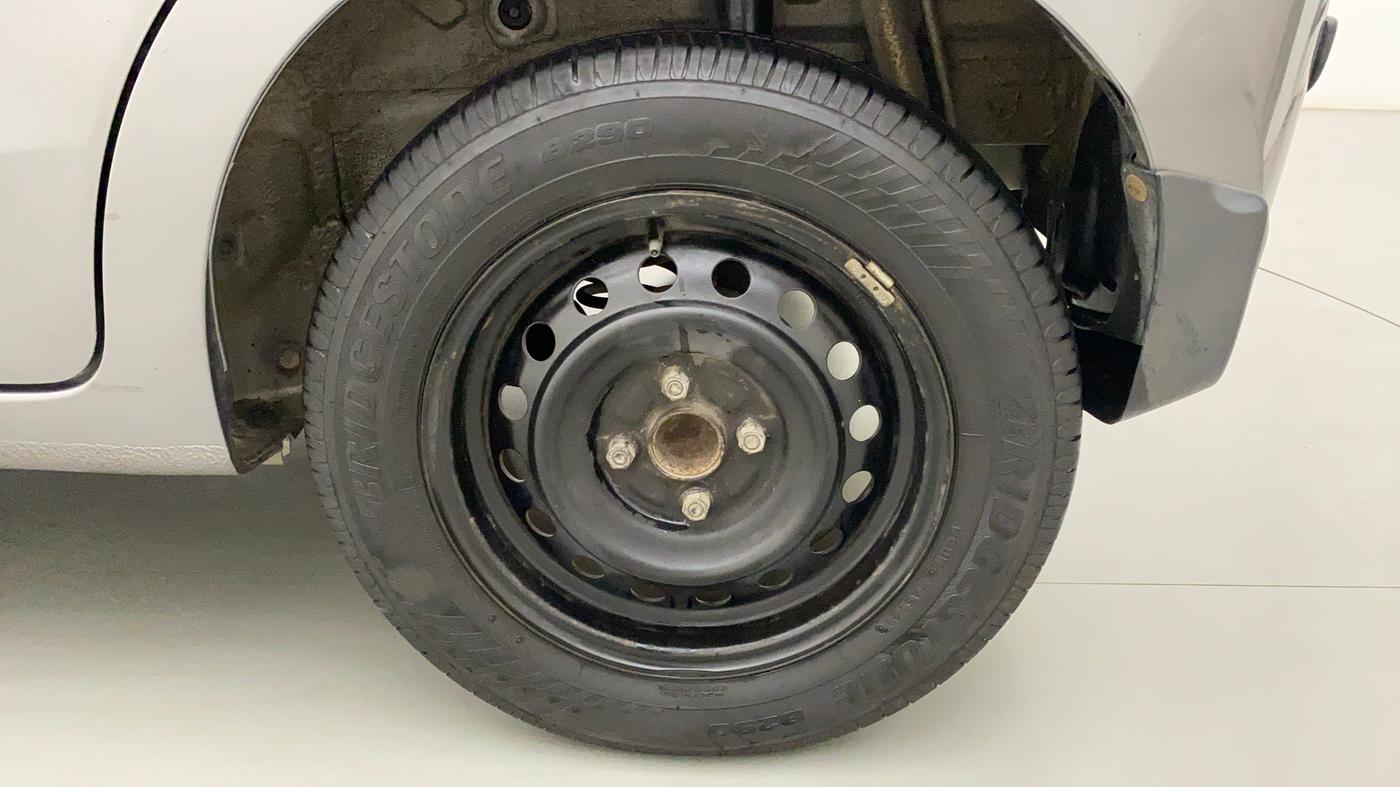 2017 Maruti Celerio VXI CNG, CNG, Manual, 48,726 km, Left Rear Wheel