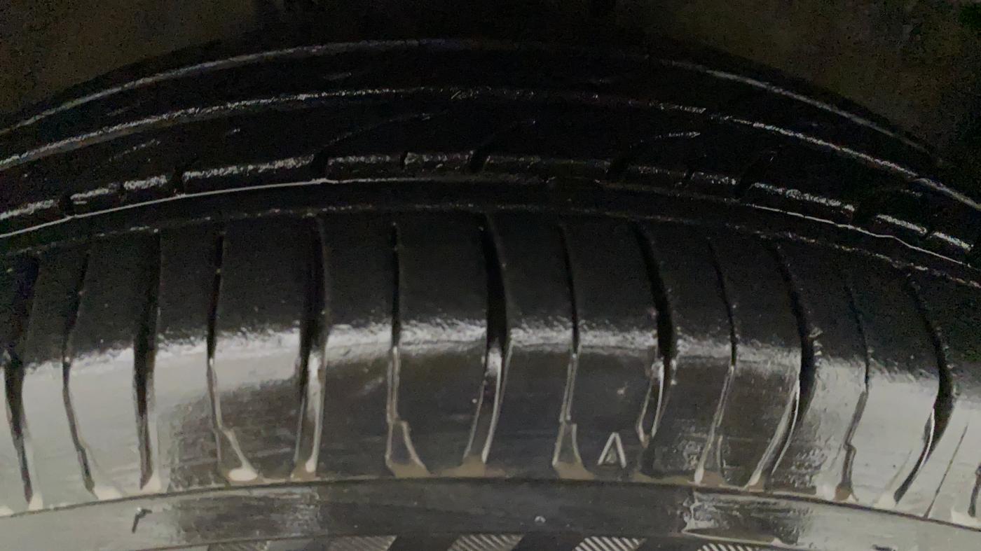 2017 Maruti Celerio VXI CNG, CNG, Manual, 48,726 km, Right Front Tyre Tread