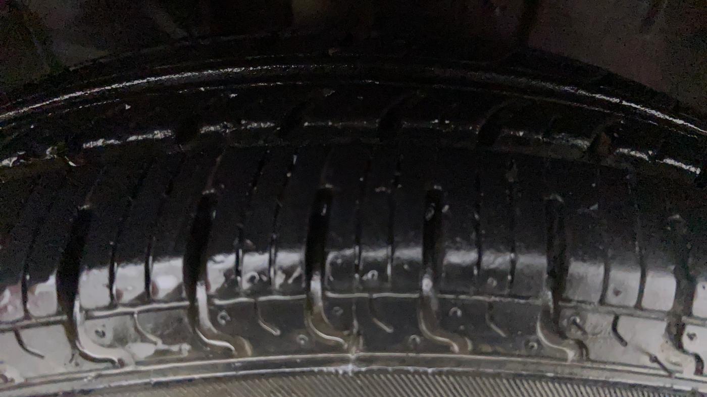 2018 Datsun Redi Go 1.0 S AT, Petrol, Automatic, 6,469 km, Right Front Tyre Tread