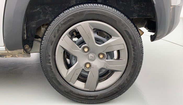 2016 Renault Kwid RXT 1.0, Petrol, Manual, 73,576 km, Left Rear Wheel