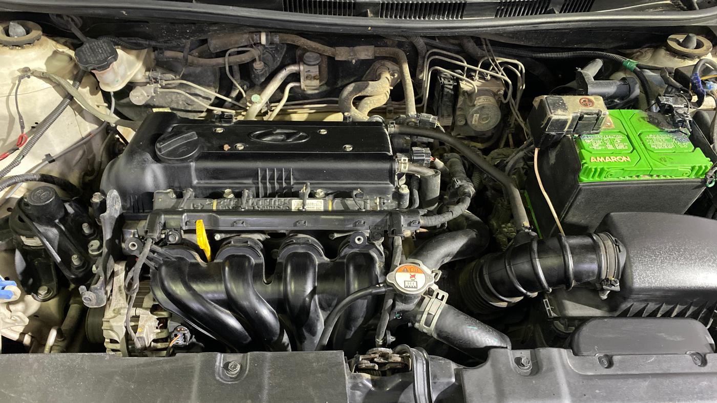 2016 Hyundai Verna 1.4 VTVT, Petrol, Manual, 70,713 km, Engine View