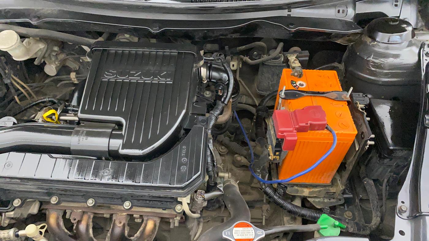 2017 Maruti Swift ZXI, Petrol, Manual, 1,32,487 km, Engine View - Left