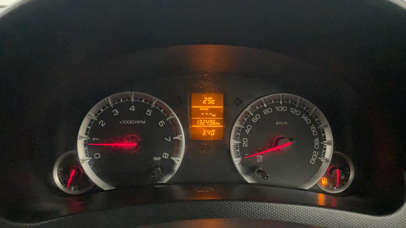 2017 Maruti Swift ZXI, Petrol, Manual, 1,32,487 km, Odometer Image
